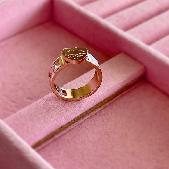 Stainless Steel Silver or Rose gold return to forever love teal pink heart ring - Picture 2 of 5